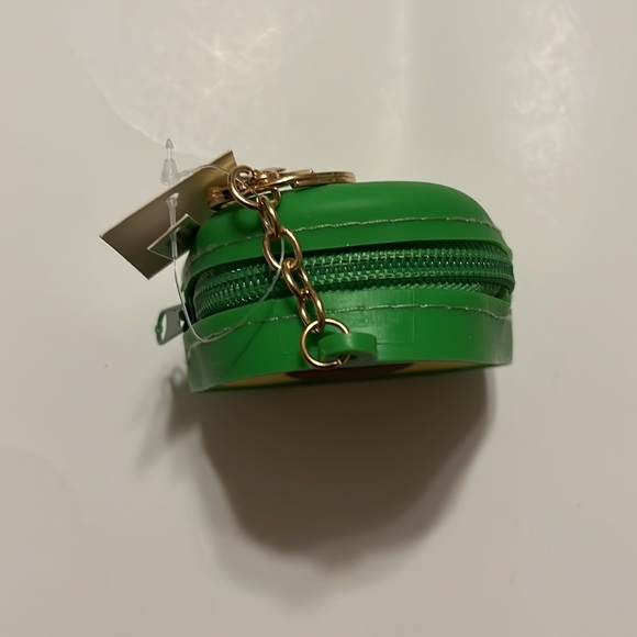 So cute avocado key ring or charm clip on your bag or purse - Picture 2 of 7